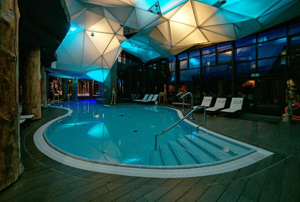 Hotel Zubrowka Spa & Wellness Białowieża エクステリア 写真