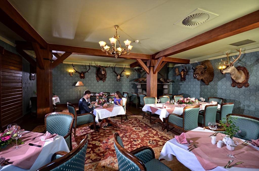 Hotel Zubrowka Spa & Wellness Białowieża エクステリア 写真