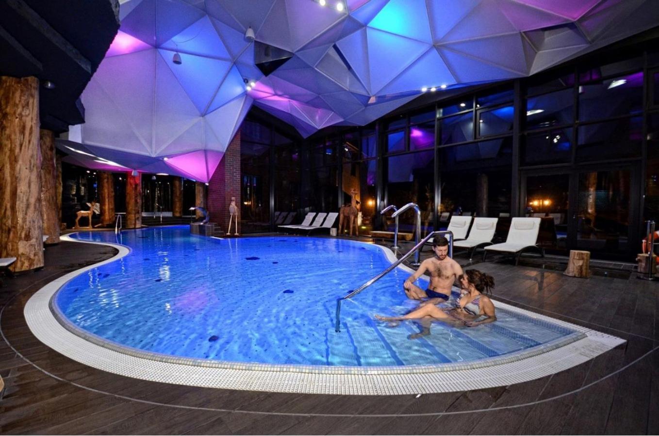 Hotel Zubrowka Spa & Wellness Białowieża エクステリア 写真
