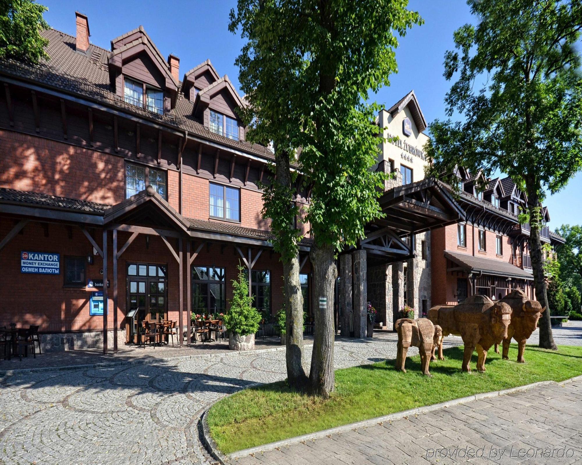 Hotel Zubrowka Spa & Wellness Białowieża エクステリア 写真
