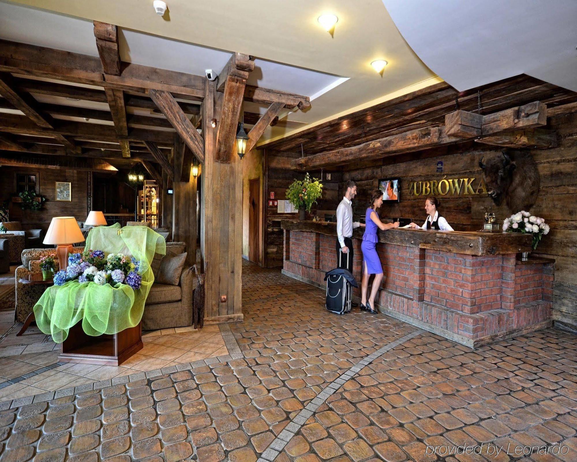 Hotel Zubrowka Spa & Wellness Białowieża エクステリア 写真