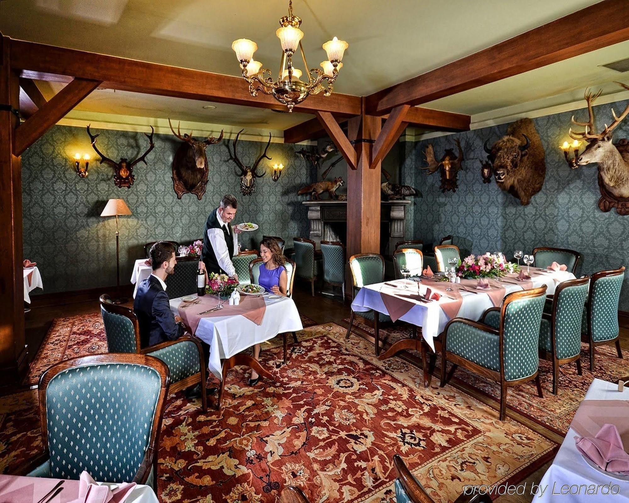 Hotel Zubrowka Spa & Wellness Białowieża エクステリア 写真